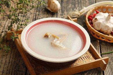 一部可以战斗的视觉小说，独立游戏《弃种：叮叮与圣剑》今日正式发售！